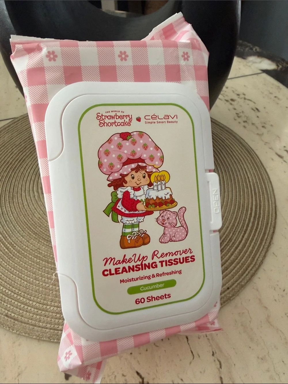 Strawberry Shortcake x Celavi Makeup Remover Cleansing Tissues - Cucumber 2 Pack